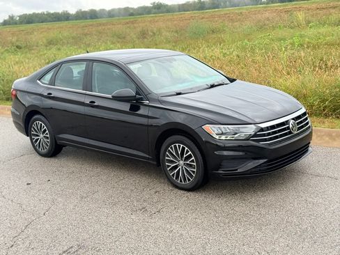 Used 2020 Volkswagen Jetta SE FWD image 33