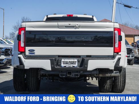 Used 2025 Ford F350 Platinum image 6