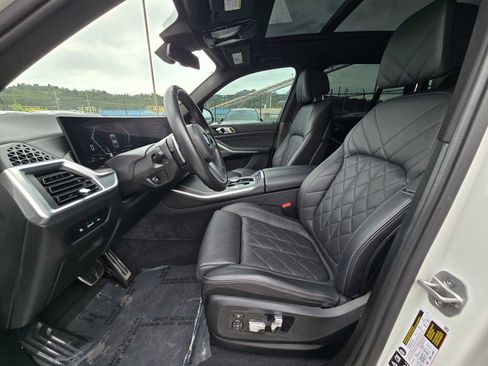 Used 2025 BMW X5 xDrive40i AWD/4WD image 21