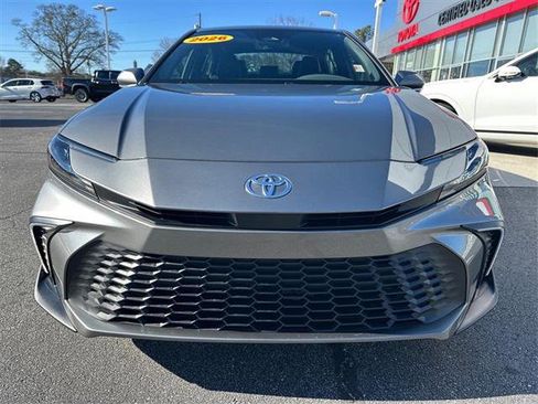 Certified 2026 Toyota Camry SE image 8