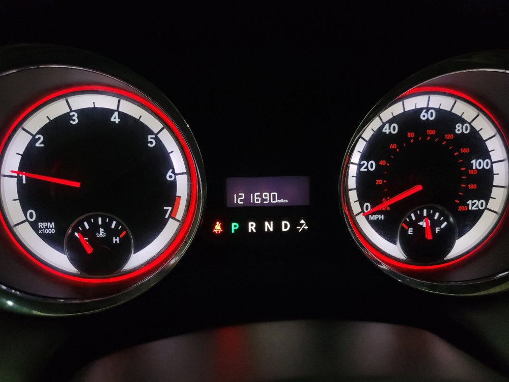 Used 2016 Dodge Grand Caravan SXT w/ UConnect Hands-Free Group FWD image 23