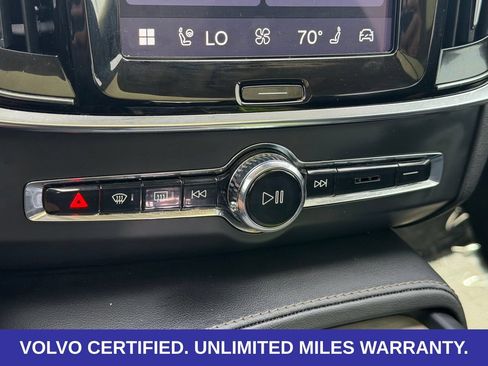 Certified 2025 Volvo V90 B6 Cross Country Ultra AWD/4WD image 24
