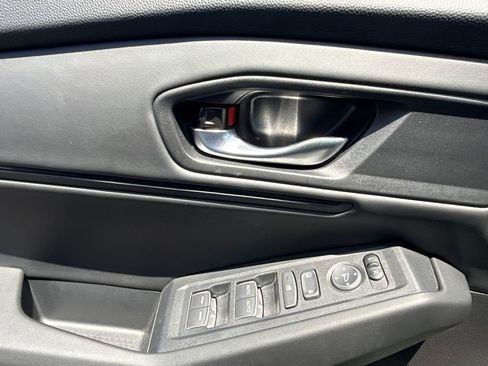 Certified 2025 Honda Accord SE image 21