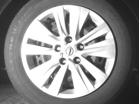 Used 2025 Nissan Sentra S FWD image 18