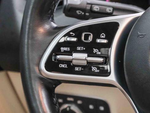 Certified 2023 Mercedes-Benz GLB 250 image 21
