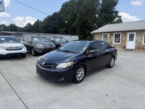 Used 2013 Toyota Corolla L FWD image 3