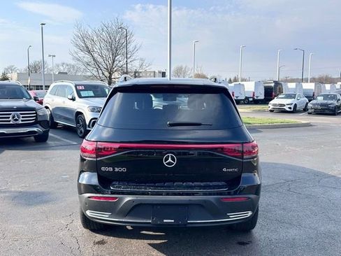 Used 2023 Mercedes-Benz EQB 300 4MATIC w/ Driver Assistance Package image 6