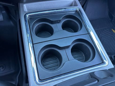 Used 2015 Ford F250 Platinum w/ FX4 Off-Road Package image 27