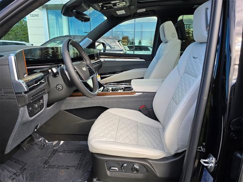 New 2026 Cadillac Escalade ESV Platinum Sport image 22