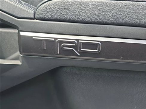 Certified 2024 Toyota Tacoma TRD Off-Road AWD/4WD image 27