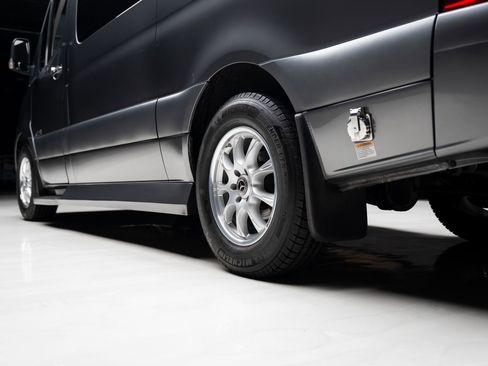 Used 2021 Mercedes-Benz Sprinter 144 Cargo image 89