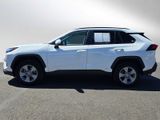Used 2022 Toyota RAV4 XLE image 4
