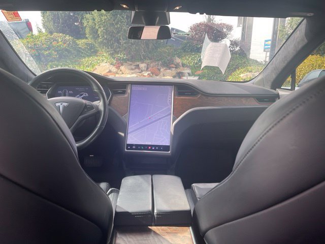 Used 2020 Tesla Model S AWD image 9