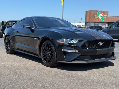 Used 2020 Ford Mustang GT Premium w/ GT Performance Package RWD image 2