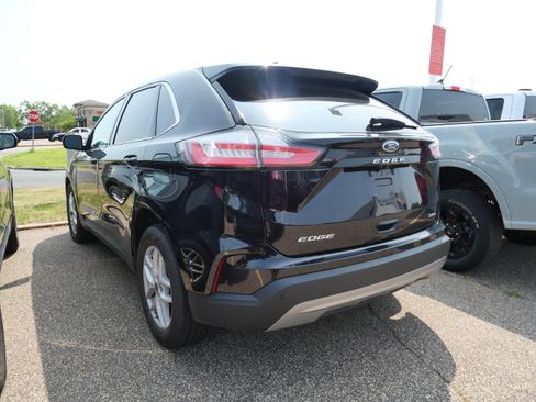 Used 2024 Ford Edge SEL AWD/4WD image 4