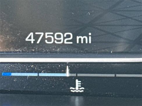 Used 2022 GMC Sierra 1500 SLT image 33