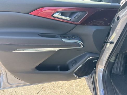 New 2026 Chevrolet Traverse Z71 w/ Enhanced Driving Package AWD/4WD image 18