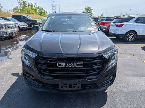 Used 2023 GMC Terrain SLT w/ Elevation Edition AWD/4WD image 2