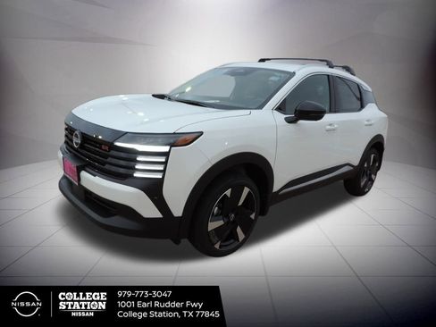 New 2026 Nissan Kicks SR w/ Illumination Package image 8