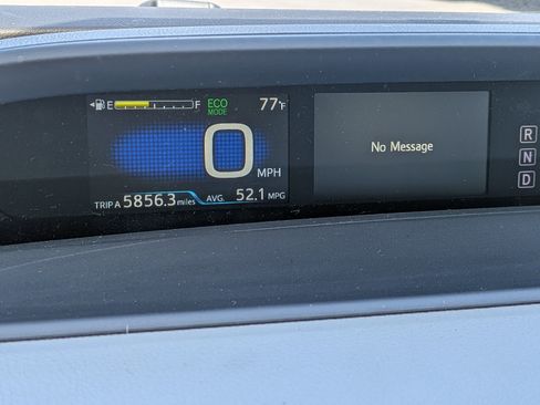 Used 2016 Toyota Prius Four image 29