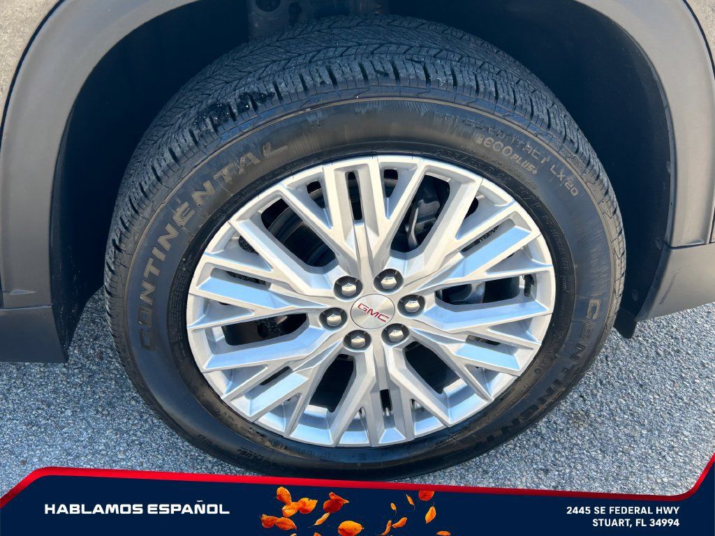 Used 2026 GMC Acadia Elevation w/ Elevation Premium Package FWD image 21