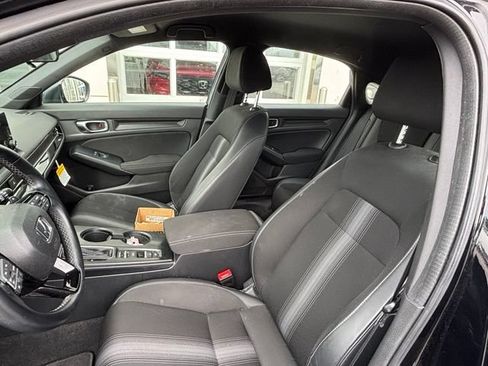 Used 2023 Honda Civic Sport image 4