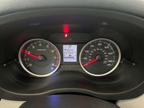 Used 2017 Subaru Forester 2.5i Premium w/ All-Weather Package image 17