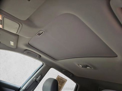 Used 2011 Honda CR-V EX image 14