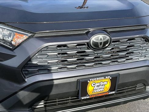 Used 2021 Toyota RAV4 XLE FWD image 27
