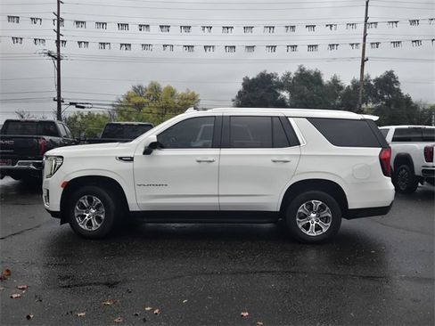 Used 2024 GMC Yukon SLE w/ Max Trailering Package image 7