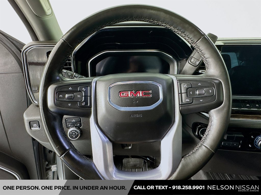 Used 2024 GMC Sierra 1500 Elevation AWD/4WD image 11
