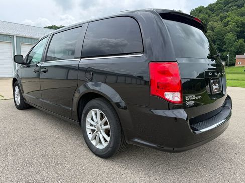 Used 2020 Dodge Grand Caravan SXT FWD image 7