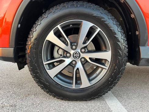 Used 2016 Toyota RAV4 XLE FWD image 12