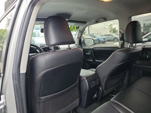 Used 2021 Toyota 4Runner TRD Off-Road Premium AWD/4WD image 14