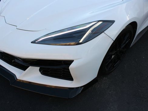 Used 2024 Chevrolet Corvette Stingray Coupe w/ Battery Protection Package RWD image 5