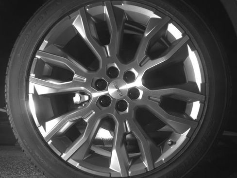 Used 2025 GMC Acadia Denali w/ Super Cruise Package FWD image 12