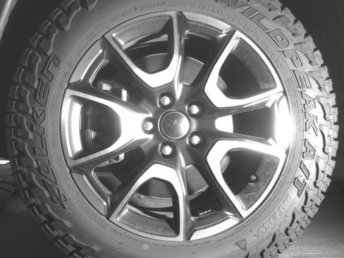 Used 2025 Jeep Compass Trailhawk image 12