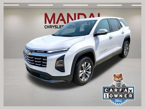 Used 2025 Chevrolet Equinox LT FWD image 1