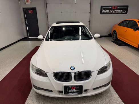 Used 2009 BMW 335i xDrive Coupe AWD/4WD image 6
