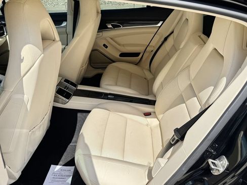 Used 2013 Porsche Panamera AWD/4WD image 27