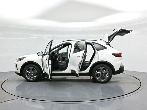 New 2025 Ford Escape ST-Line w/ Tech Pack #1 image 33