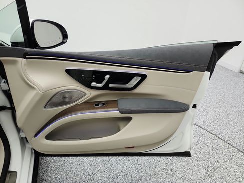 Used 2022 Mercedes-Benz EQS 450+ Sedan image 20