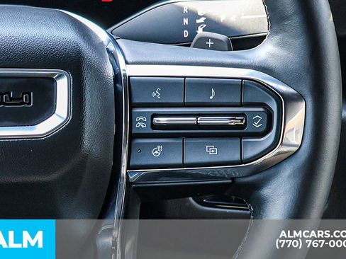 Used 2025 GMC Yukon XL Denali AWD/4WD image 38