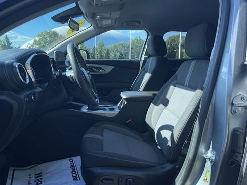 Used 2025 Chevrolet Blazer LT image 19