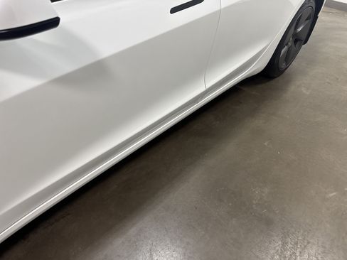 Used 2022 Tesla Model 3 Long Range AWD/4WD image 11