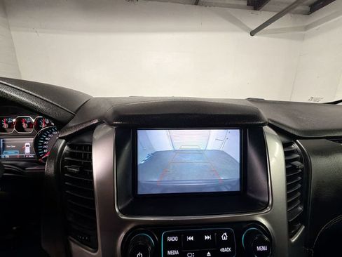 Used 2020 Chevrolet Tahoe LT RWD image 15