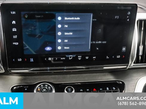 Used 2025 Ford Expedition Platinum AWD/4WD image 41