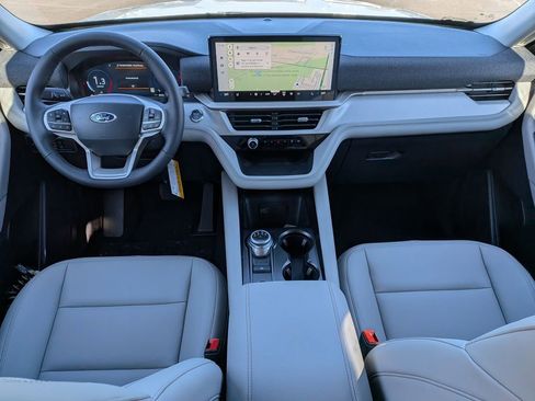 New 2026 Ford Explorer Active AWD/4WD image 17