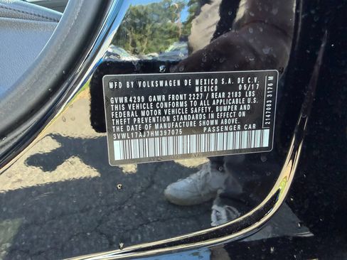 Used 2017 Volkswagen Jetta SEL FWD image 27