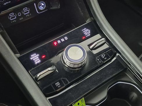 Certified 2022 Jeep Grand Cherokee Overland AWD/4WD image 28
